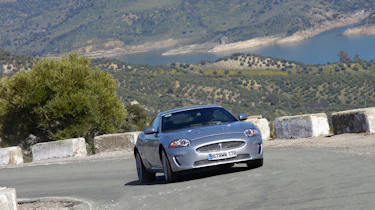 Jaguar XKR