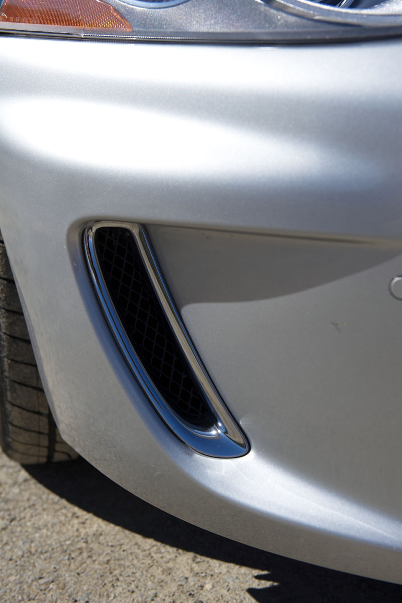Jaguar XKR