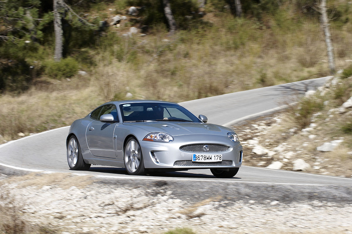 Jaguar XKR