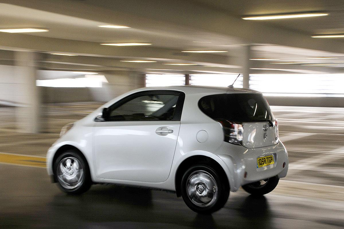 Toyota iQ