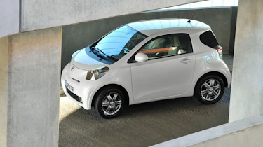 Toyota iQ