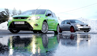 Ford Focus RS v Renaultsport Megane R26.R