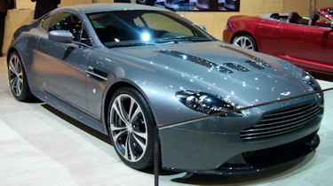 Aston Martin V12 Vantage