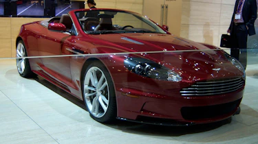 Aston Martin DBS Volante