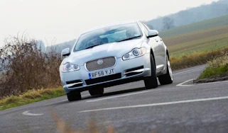 Jaguar XF SV8