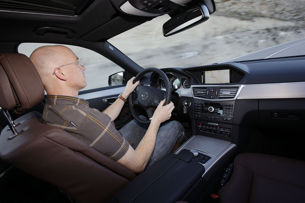 Mercedes-Benz E500 driving