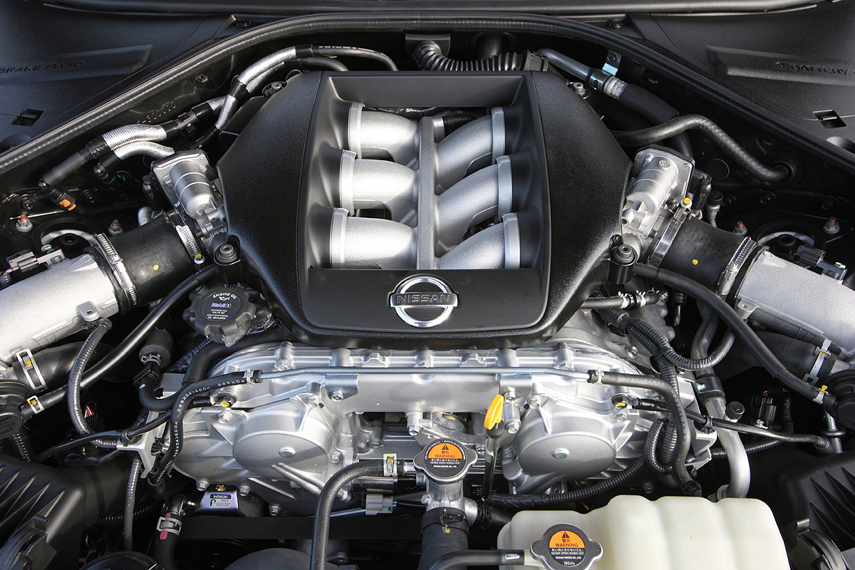 Nissan GT-R V Spec engine