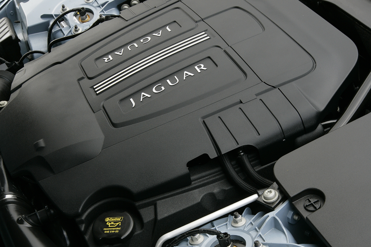 Jaguar XK 5.0