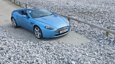 Aston Martin V8 Vantage Roadster