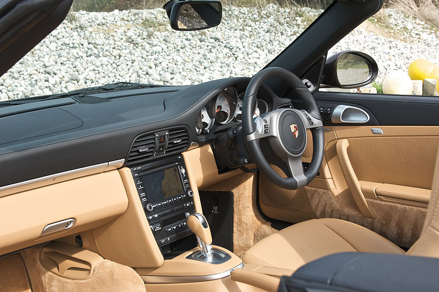 Porsche 911 Carrera S Cabriolet