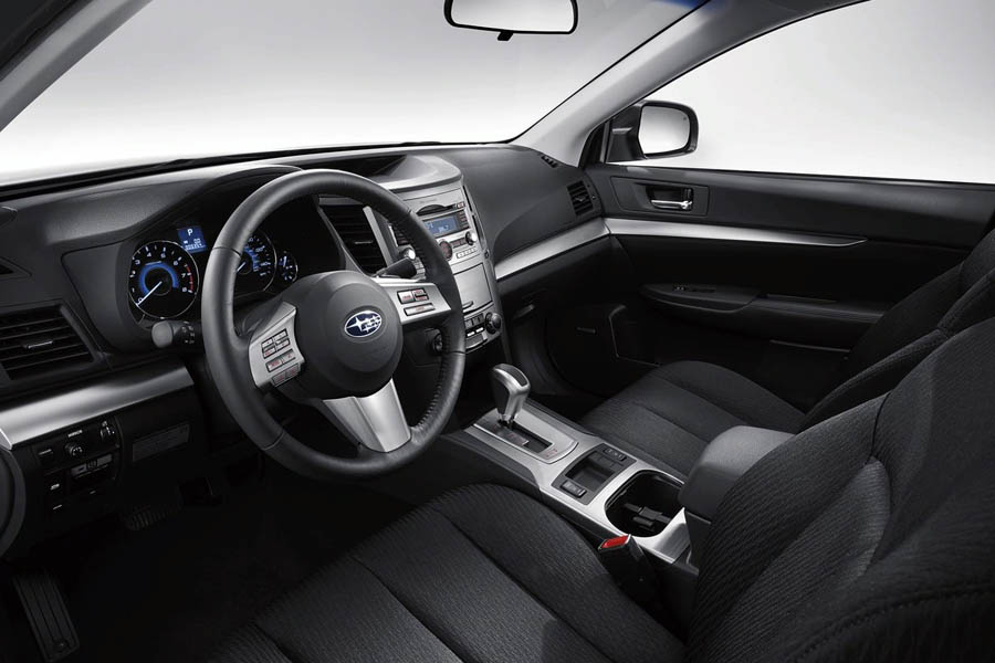 Subaru Legacy interior