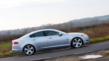 Jaguar XF SV8