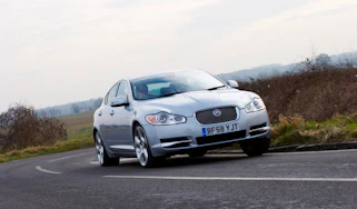 Jaguar XF SV8