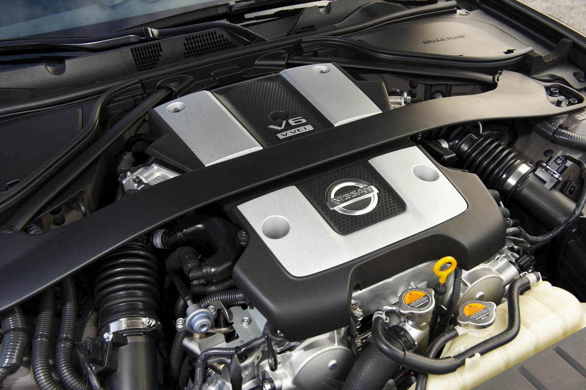 Nissan 370Z GT engine