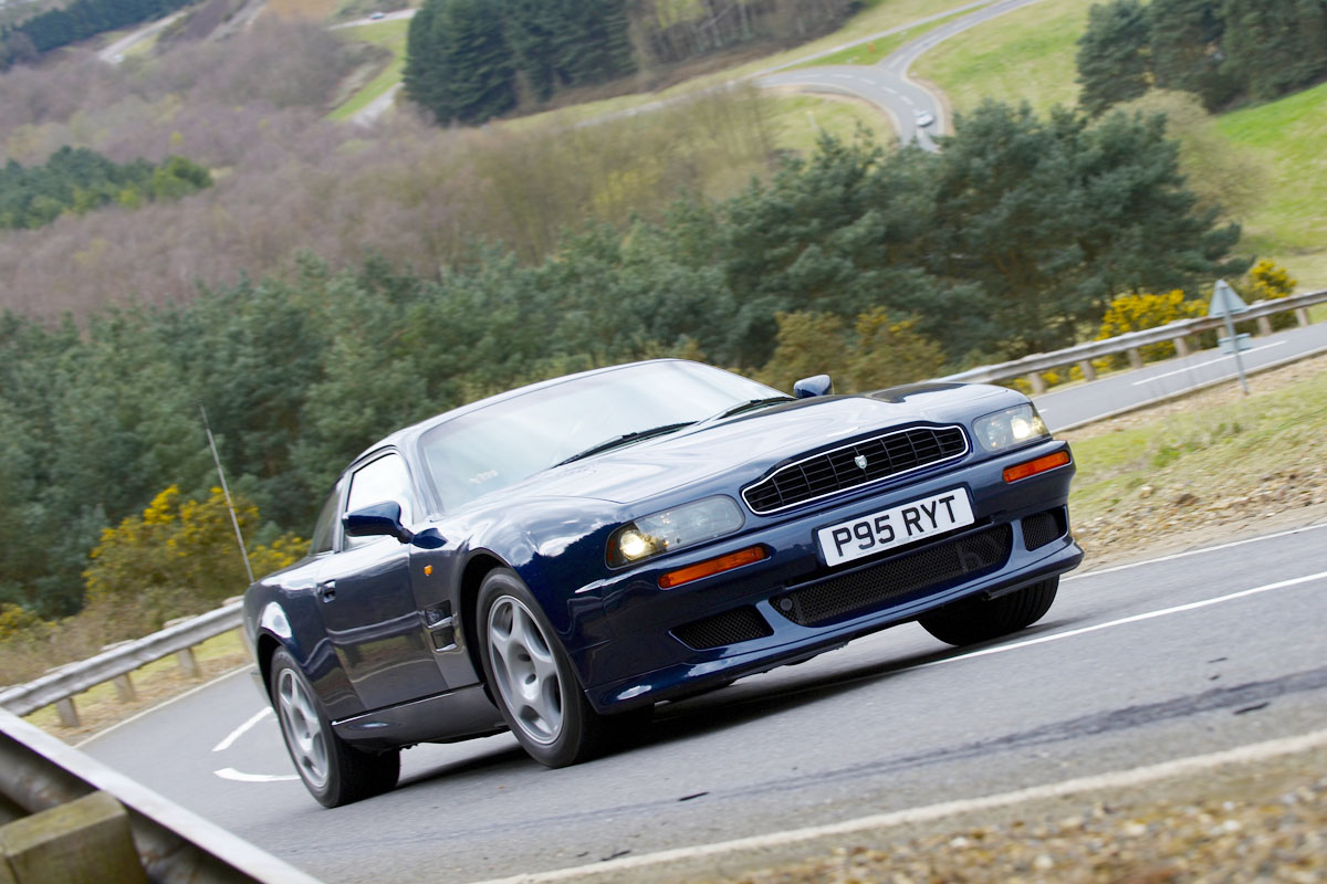 Aston Martin Vantage 600