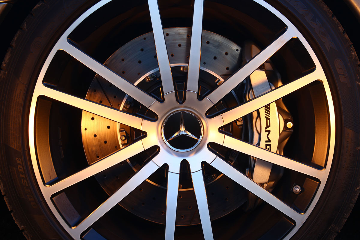 Mercedes SL65 Black wheel