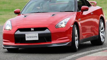 Nissan GT-R