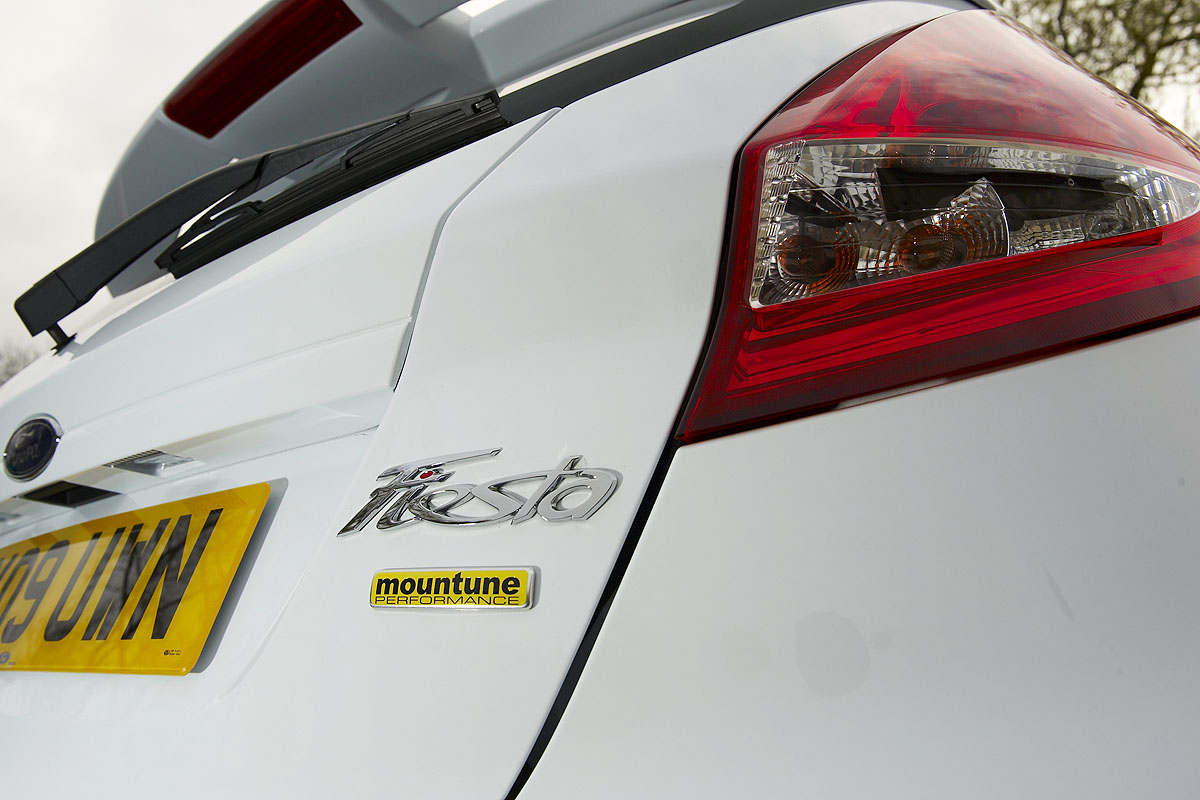 Ford Fiesta Mountune badge