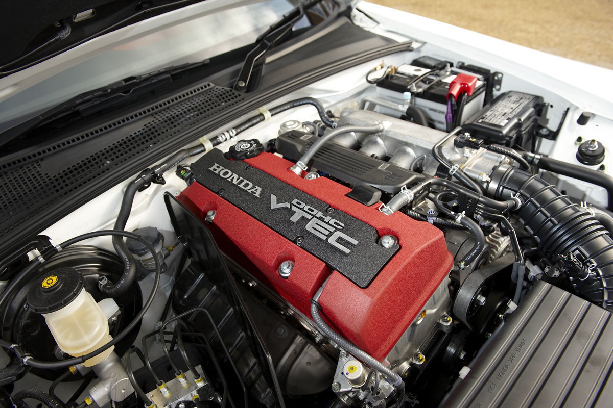 Honda S2000 engine