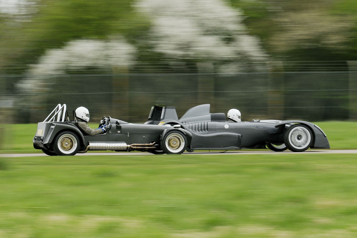 Caterham Levante v Caparo T1