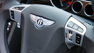 Bentley GTC Speed steering wheel
