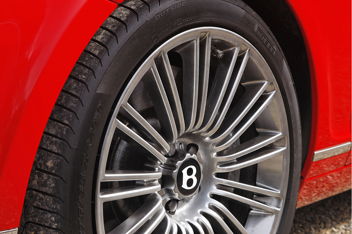 Bentley GTC Speed alloy wheel