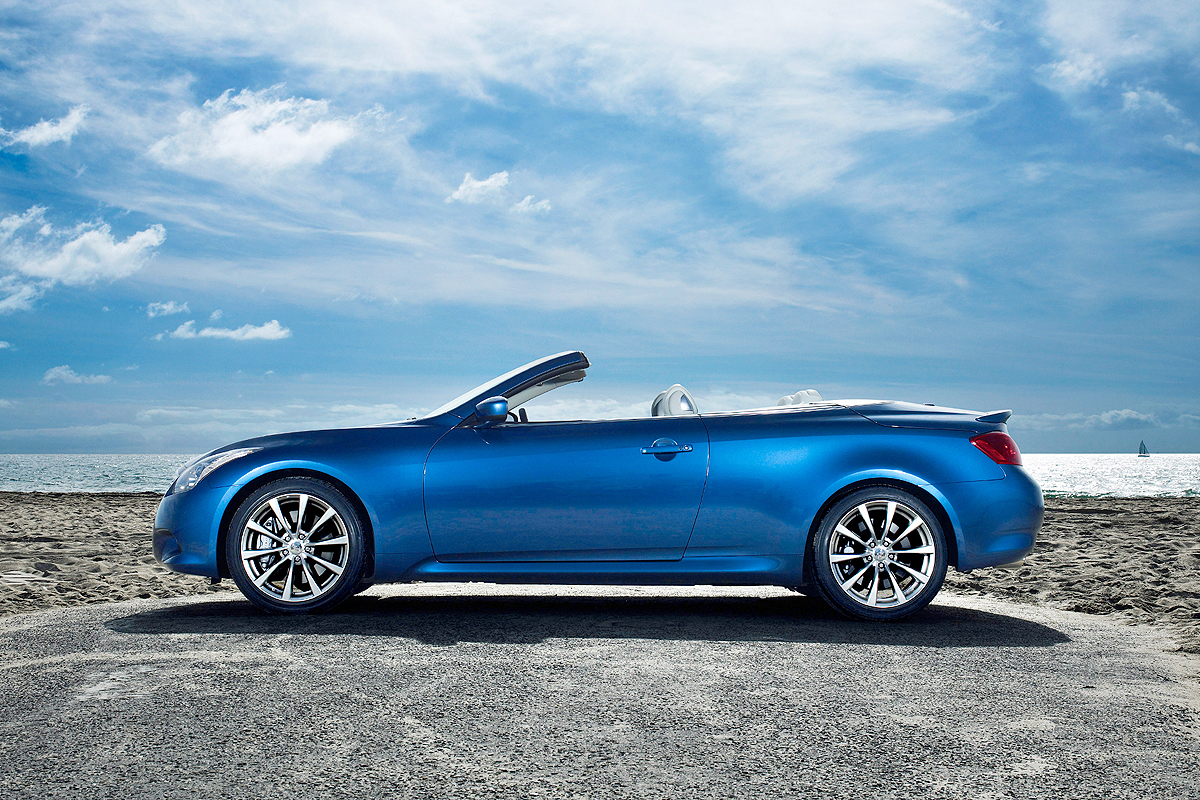 Infiniti G37 convertible