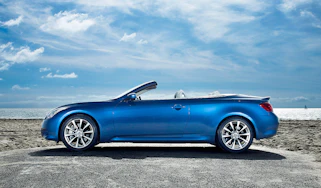 Infiniti G37 convertible