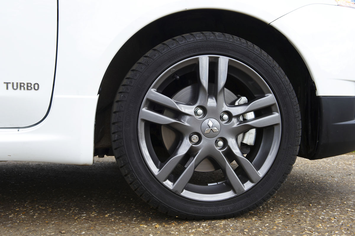 Mitsubishi Colt Ralliart wheel