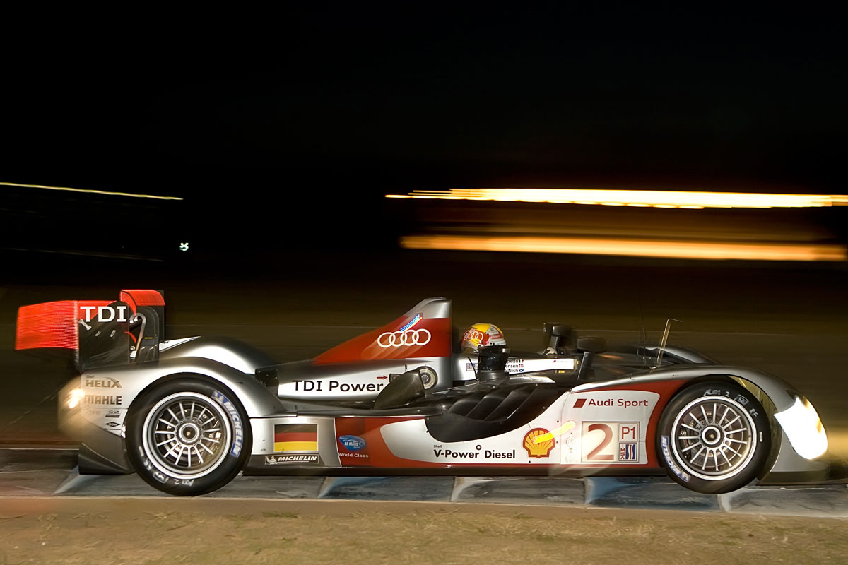 Audi R15