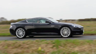 ASton Martin DBS