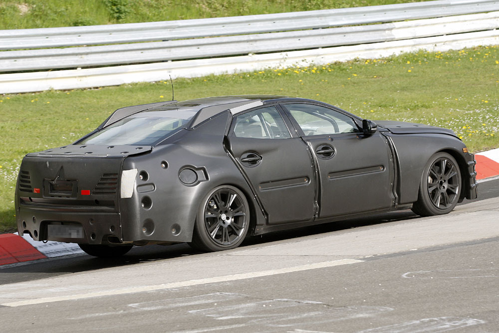 Jaguar XJ spy shot