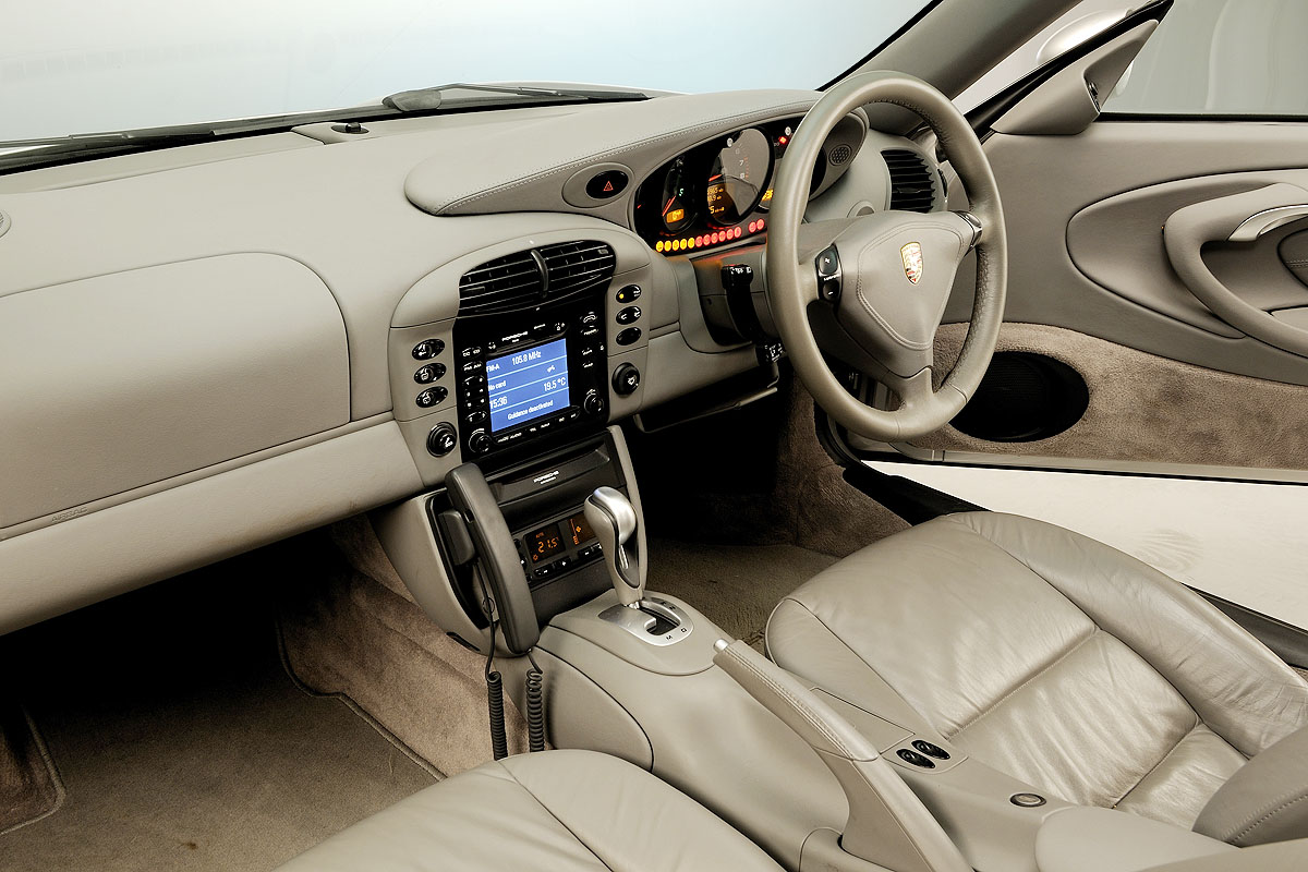 Porsche 996 Turbo interior
