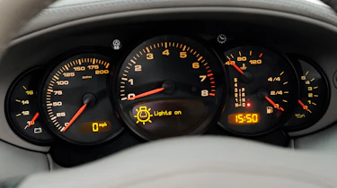Porsche 996 Turbo dashboard