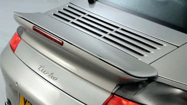 Porsche 996 Turbo spoiler