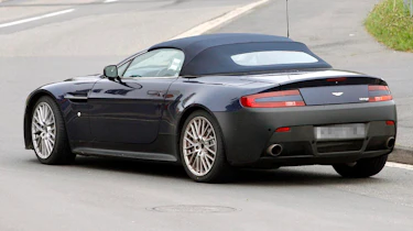 Aston Martin V12 Vantage Roadster