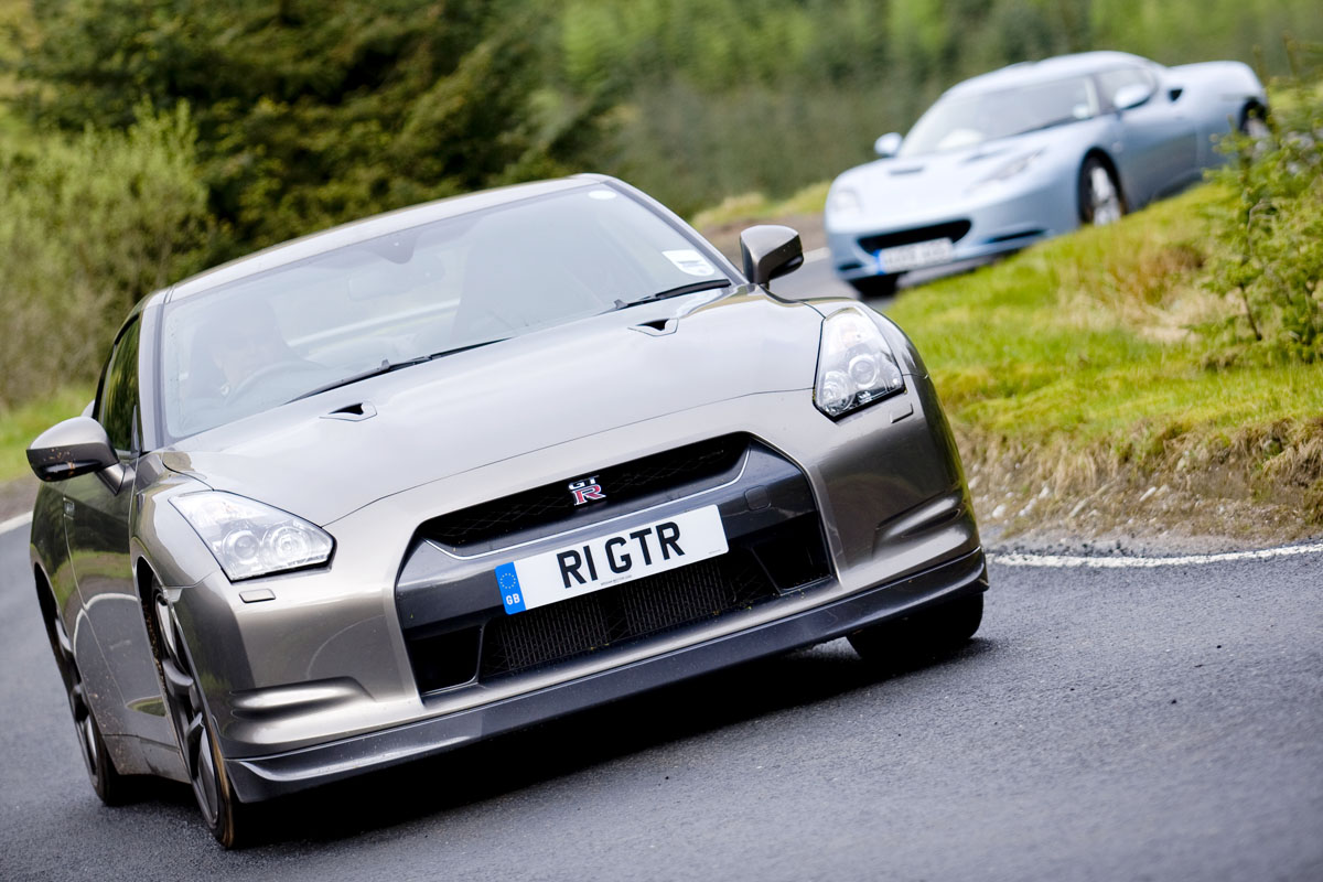 Lotus Evora and Nissan GT-R