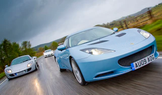 Lotus Evora v Porsche Cayman S v Farbio GTS350