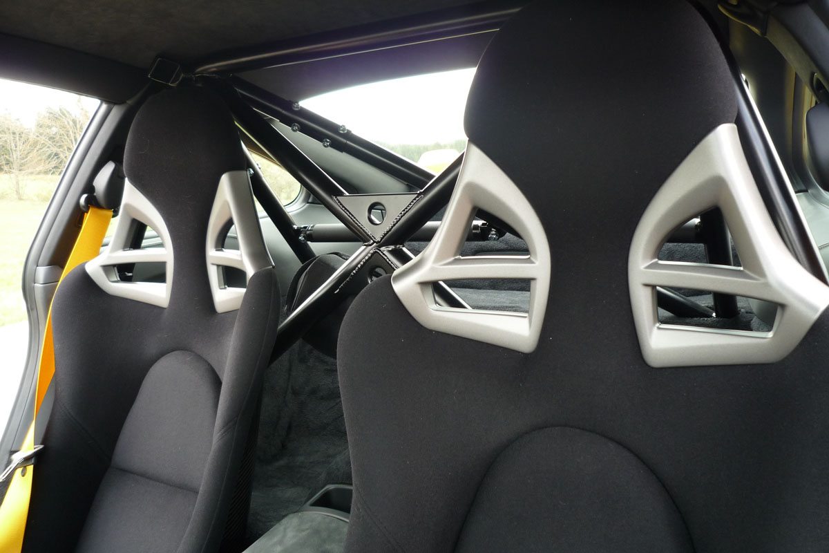 Porsche 911 GT3 rollcage