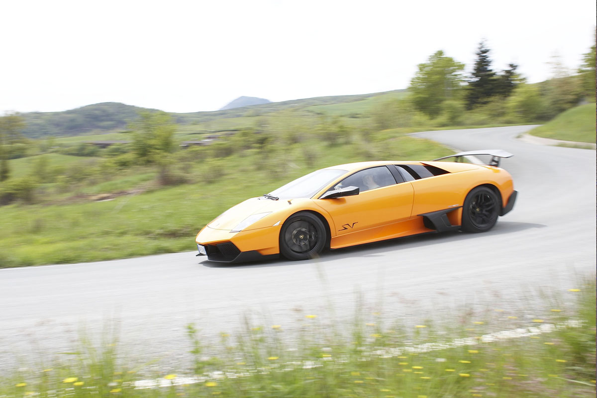 Lamborghini Murcielago LP670-4 SV