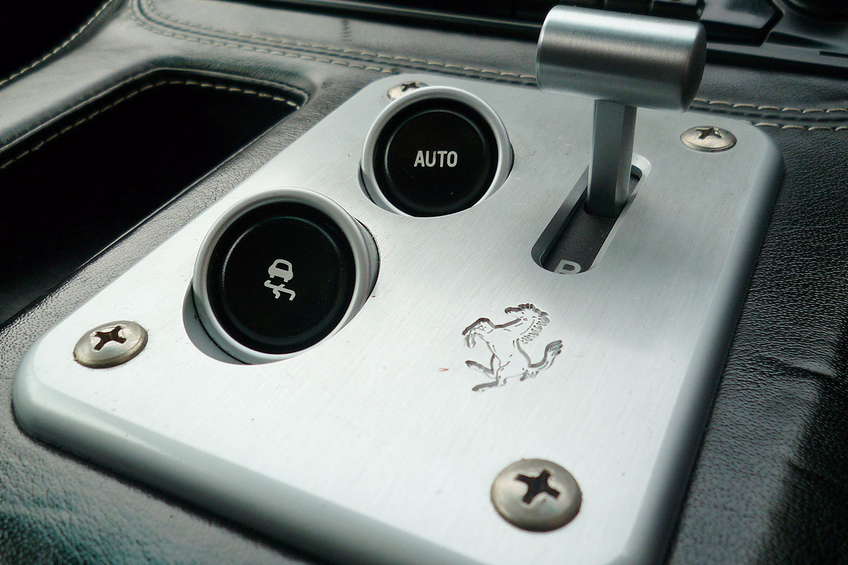 Ferrari 575M shifter