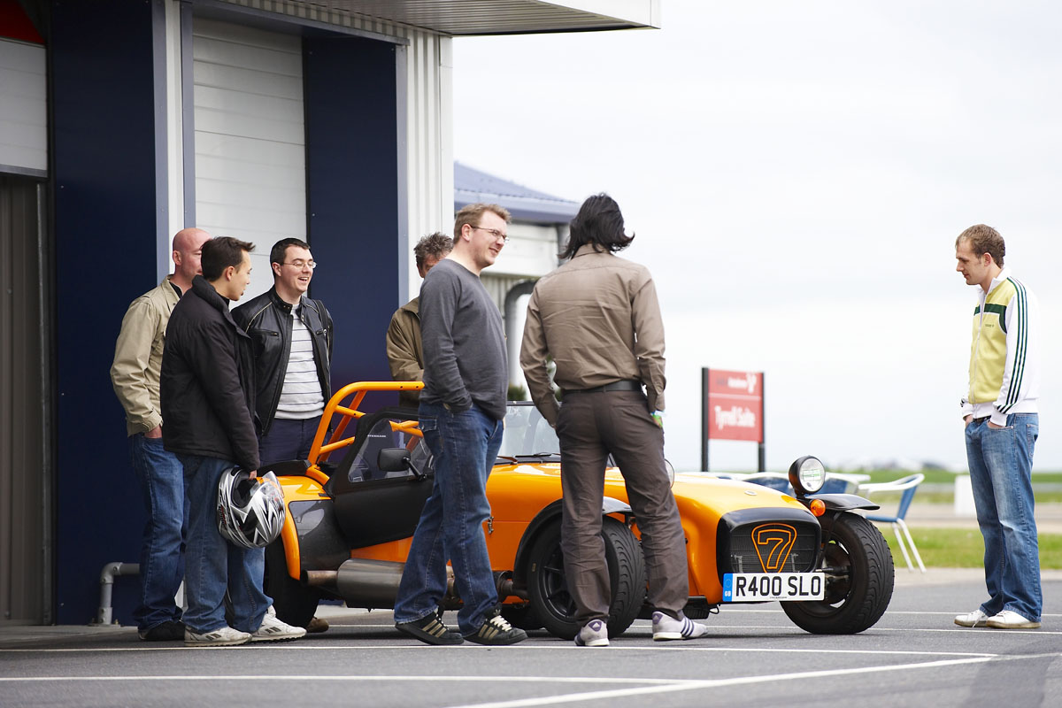 Caterham R400