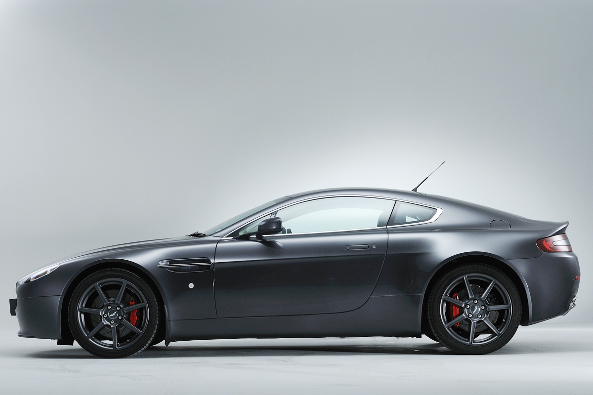 Aston Martin V8 Vantage