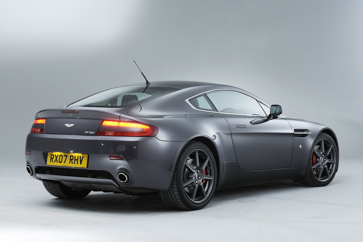 Aston Martin V8 Vantage