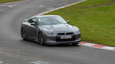 Nissan GT-R