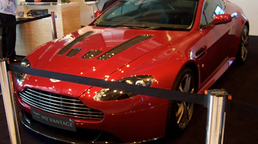 Aston V12 Vantage