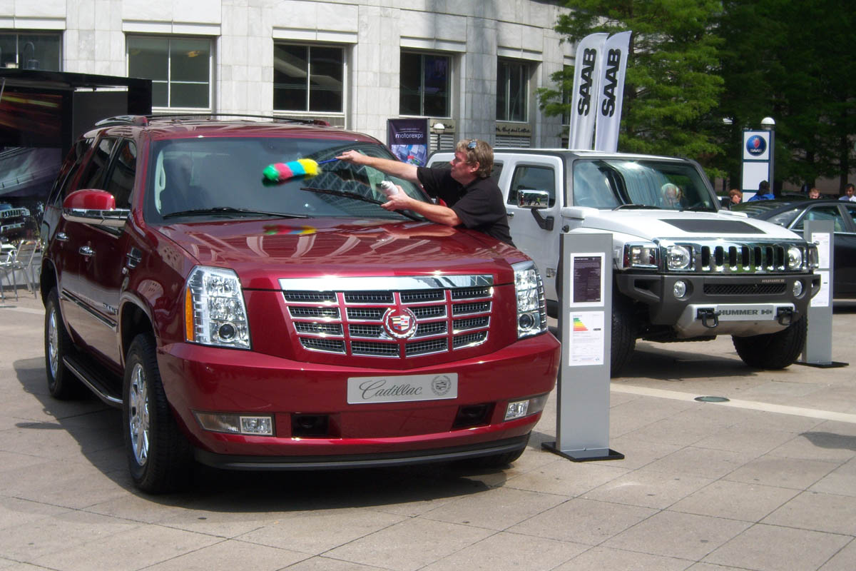 Hummer and Escalade