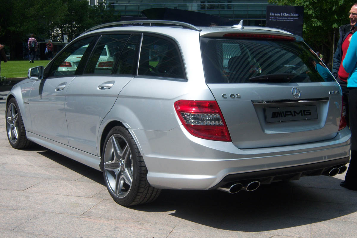 Mercedes C63 AMG