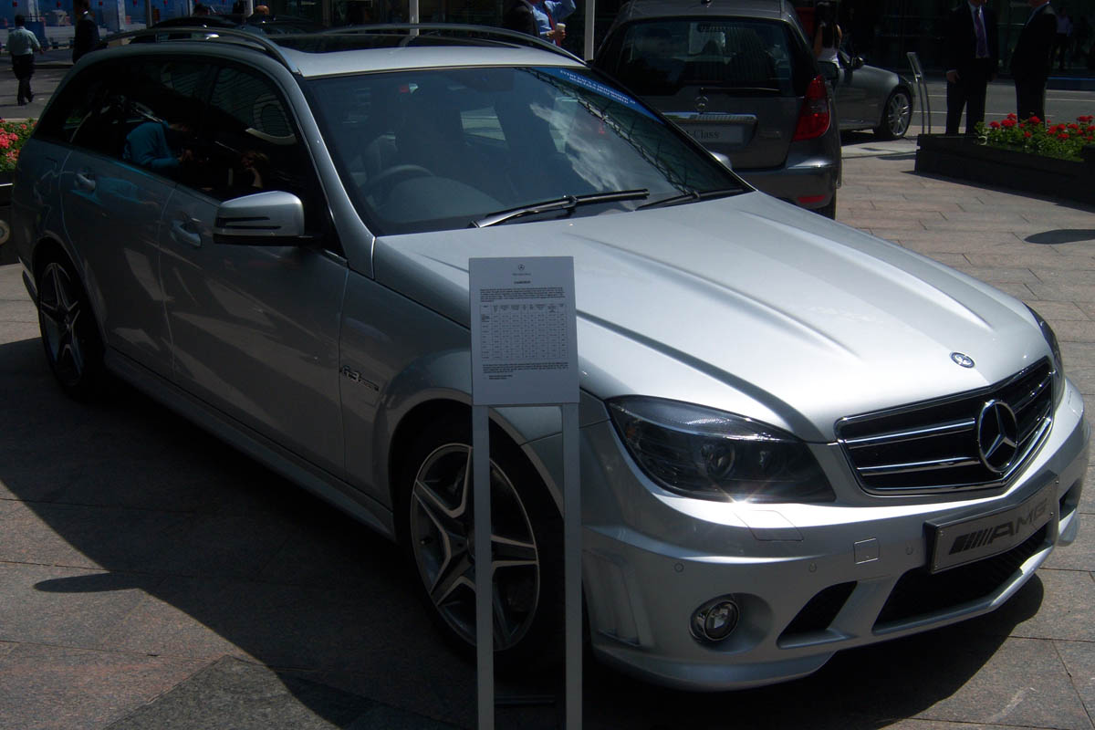 Mercedes C63 AMG