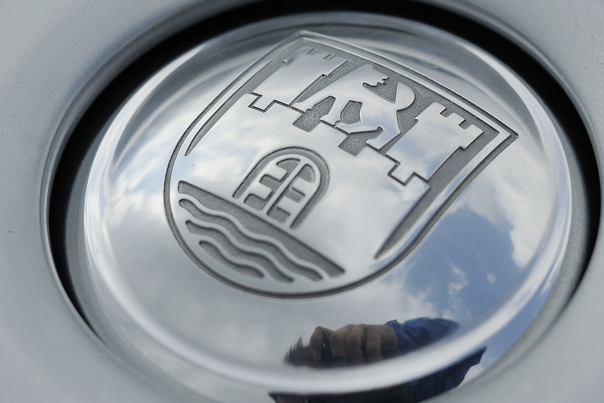 Volkswagen BlueSport fuel filler